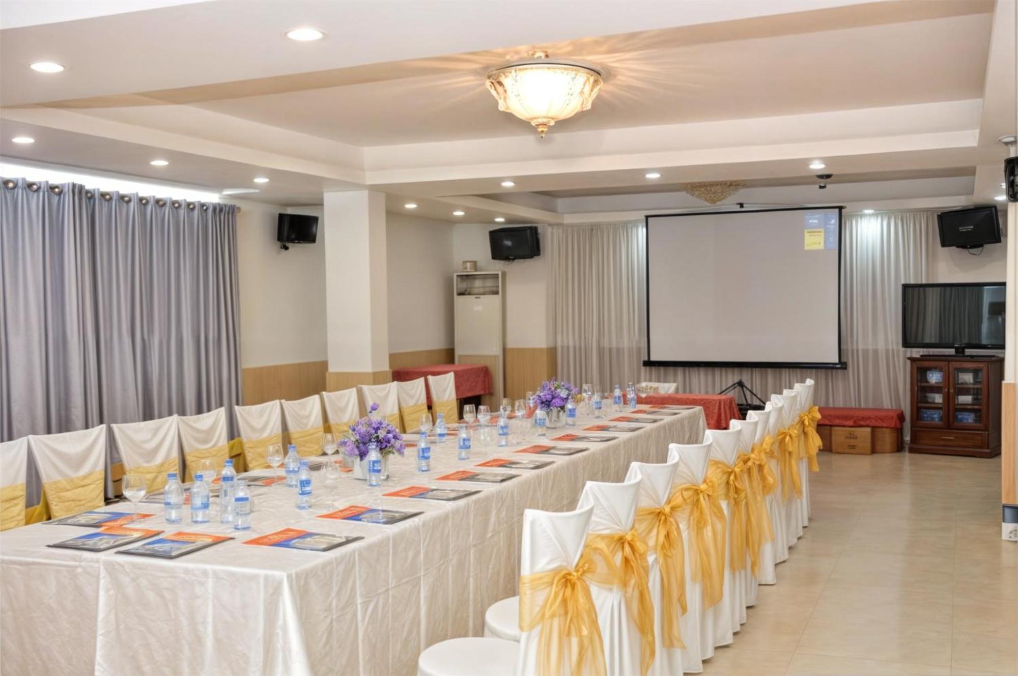 Cct Luxury Hotel Нячанг Екстер'єр фото